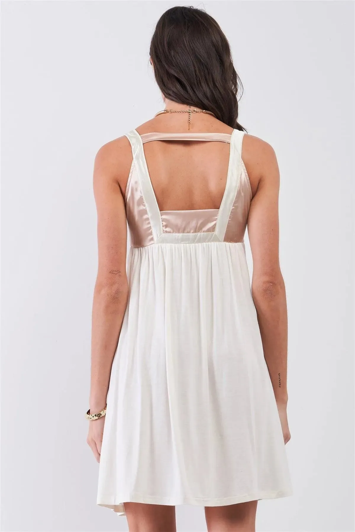 Dear Juliet White & Champagne Gold Sleeveless Embroidered Satin Detail Mini Dress /3-3