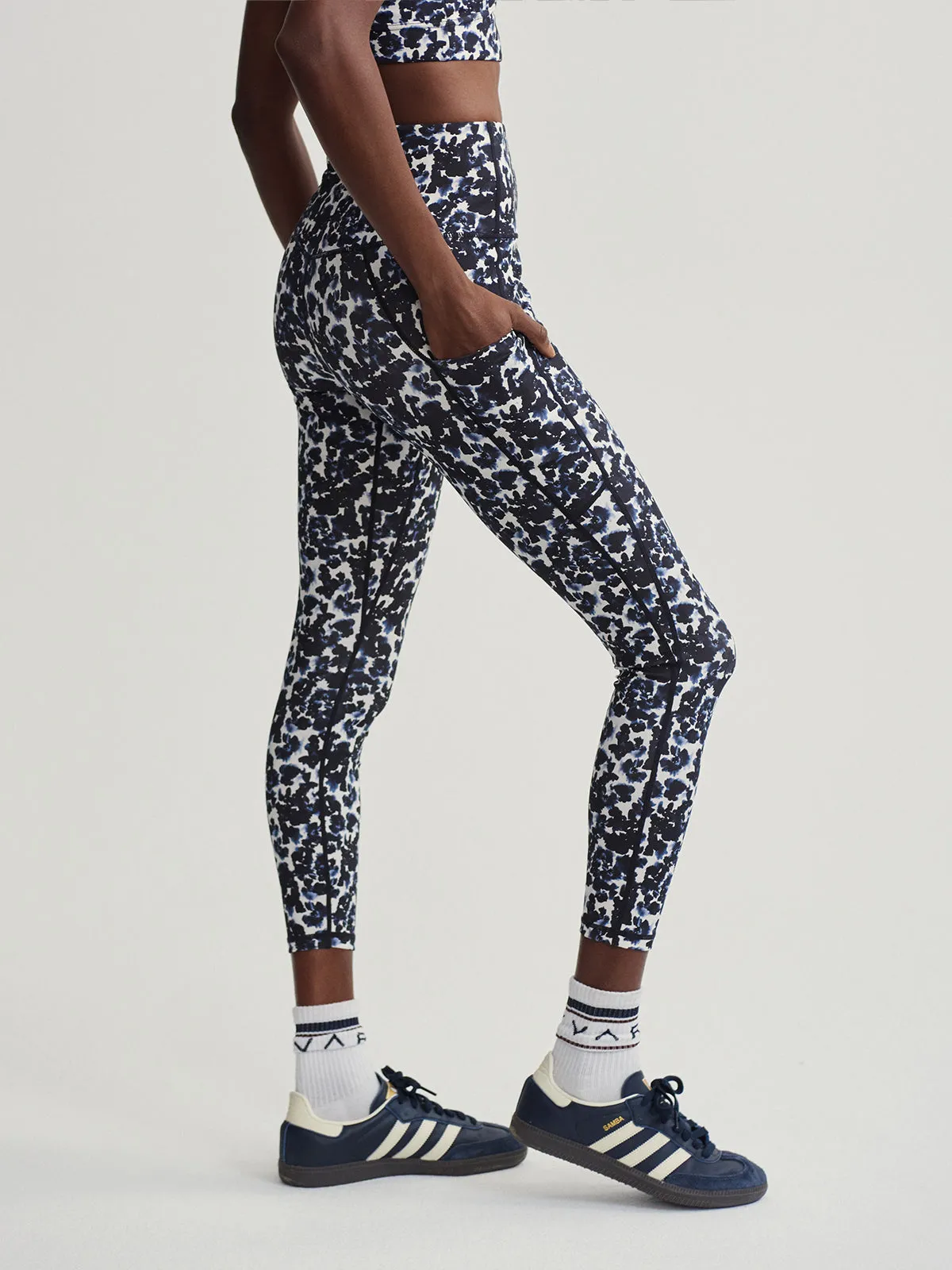 Ink Block Floral Form High 25" Leggings
