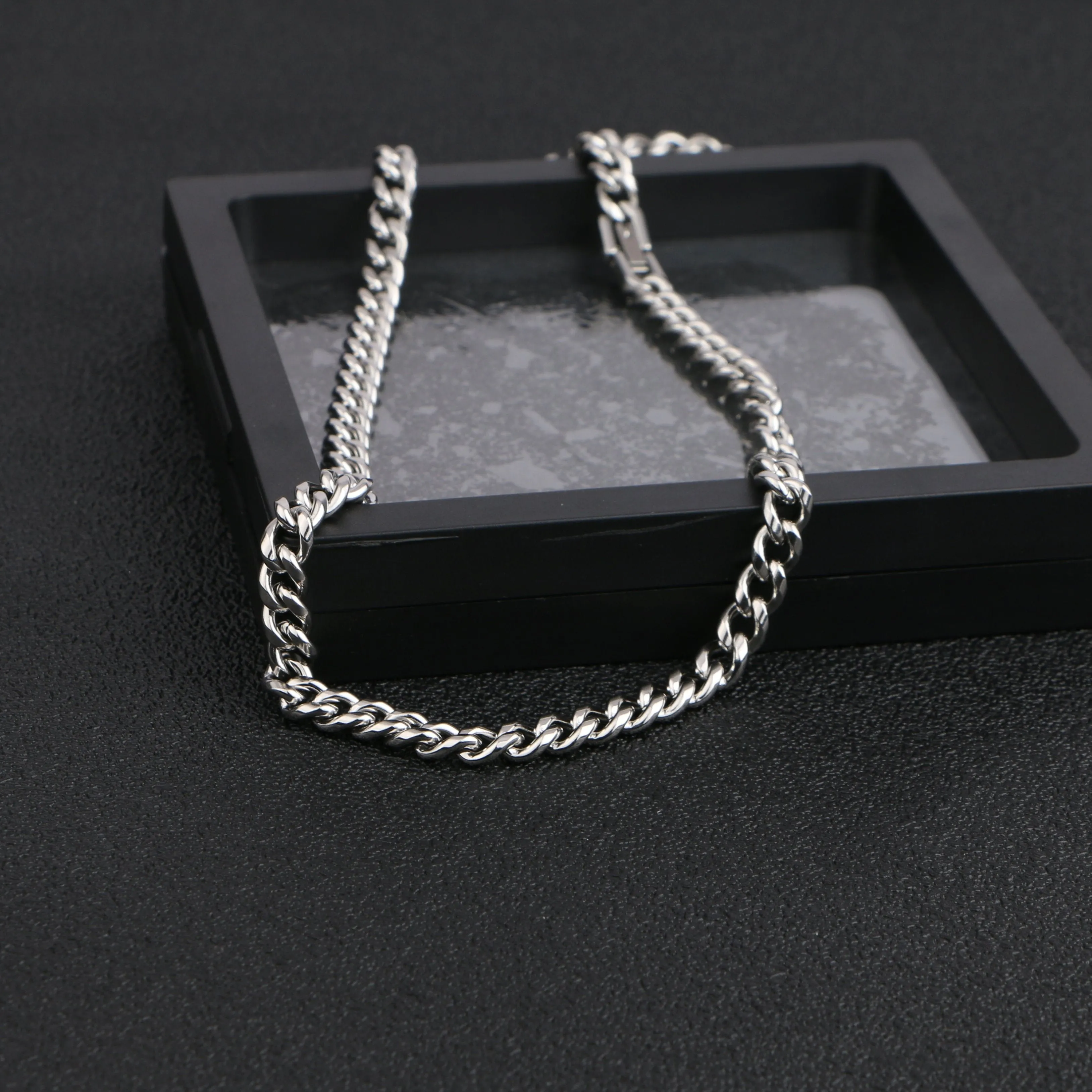 Sleek Chain Necklace